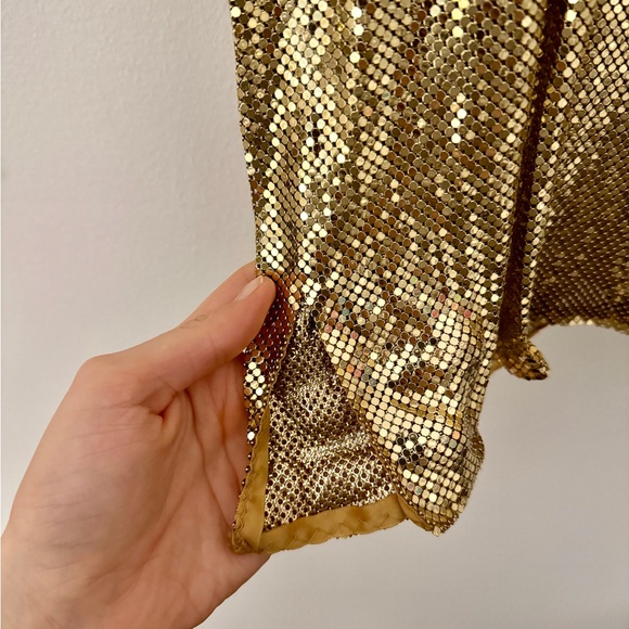 WHITING AND DAVIS GOLD METAL MESH TOP - Picture 5 of 7